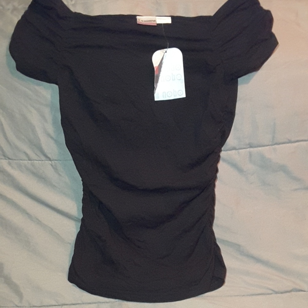 Black stretchy top  size Large 11-13 juniors